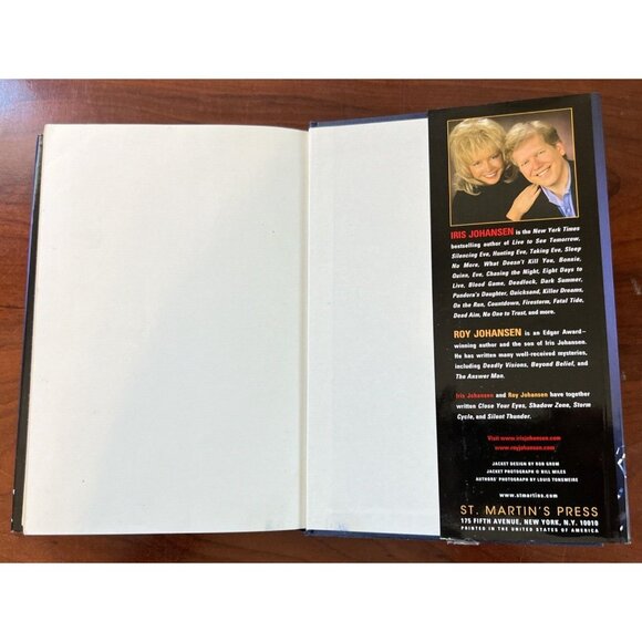 Iris & Roy Johansen Kendra Michaels Series Lot Of 2 Hardcover 1st Edition Books - Picture 7 of 13